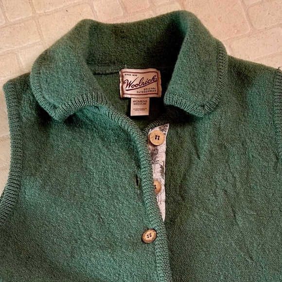 Woolrich Vest Button front Forest Green - Picture 5 of 7